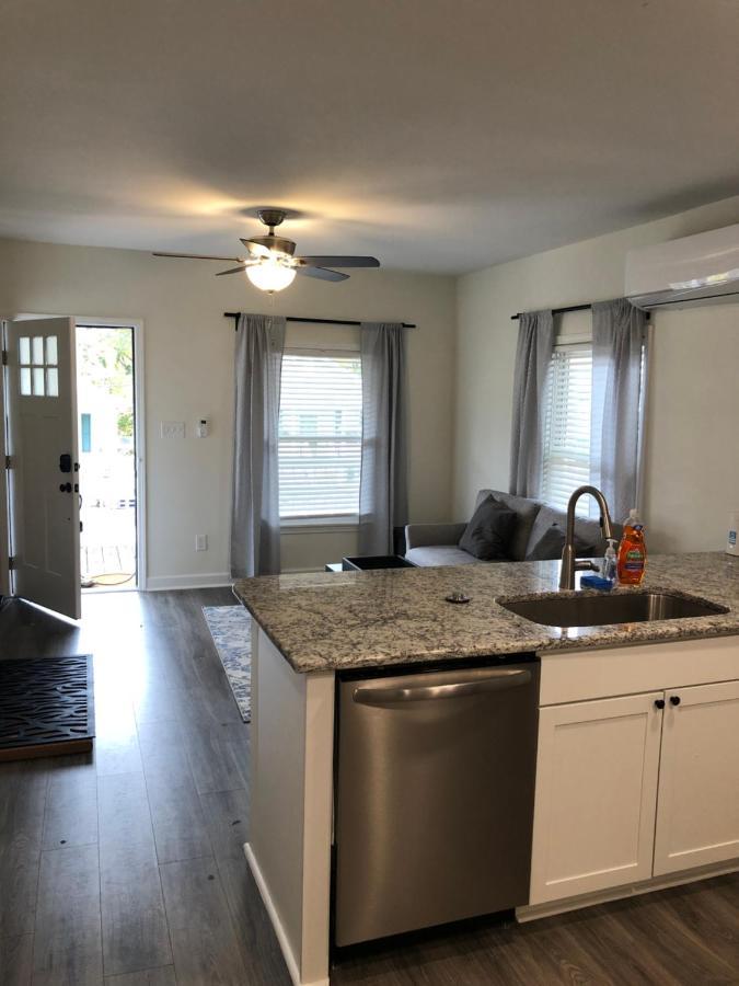 דורהאם Lakewoodlyon Park Renovated Cottage Near Duke 23A מראה חיצוני תמונה