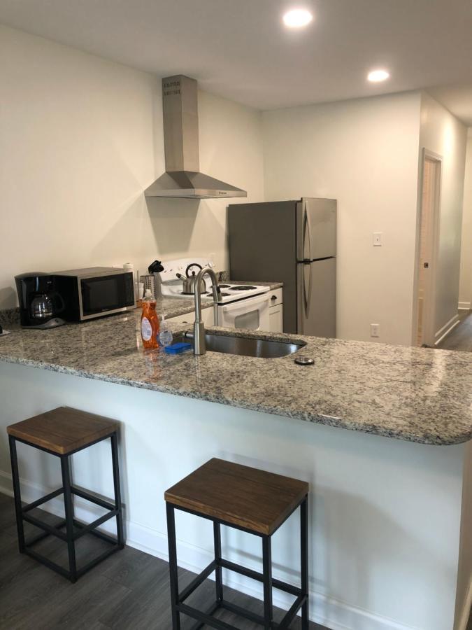 דורהאם Lakewoodlyon Park Renovated Cottage Near Duke 23A מראה חיצוני תמונה
