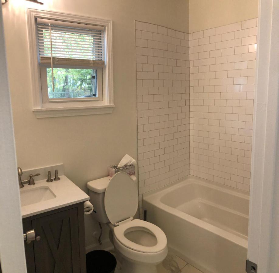 דורהאם Lakewoodlyon Park Renovated Cottage Near Duke 23A מראה חיצוני תמונה